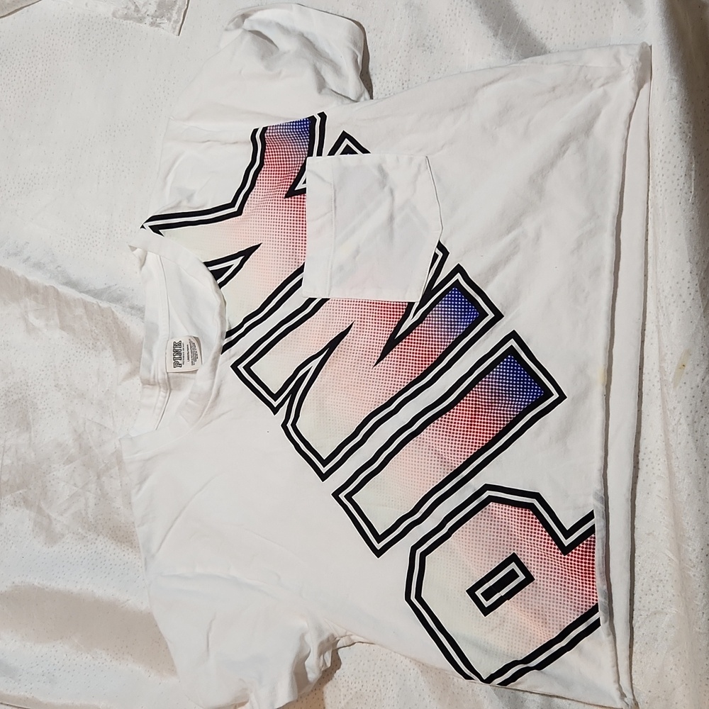 Pink victoria secret short-sleeved shirt for women size L